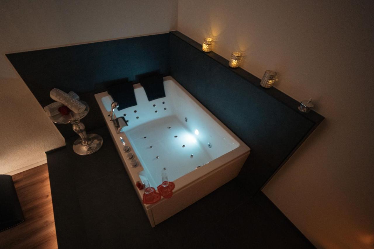 Privat-Spa Mit Whirlpool Und Sauna In Sursee Exterior photo