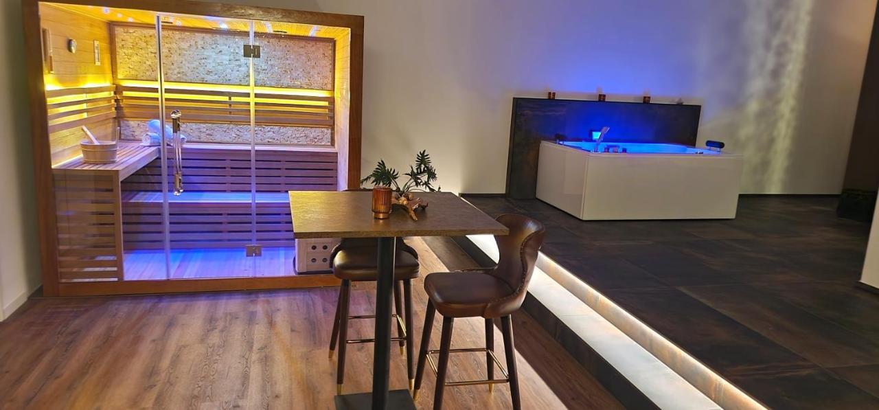 Privat-Spa Mit Whirlpool Und Sauna In Sursee Exterior photo