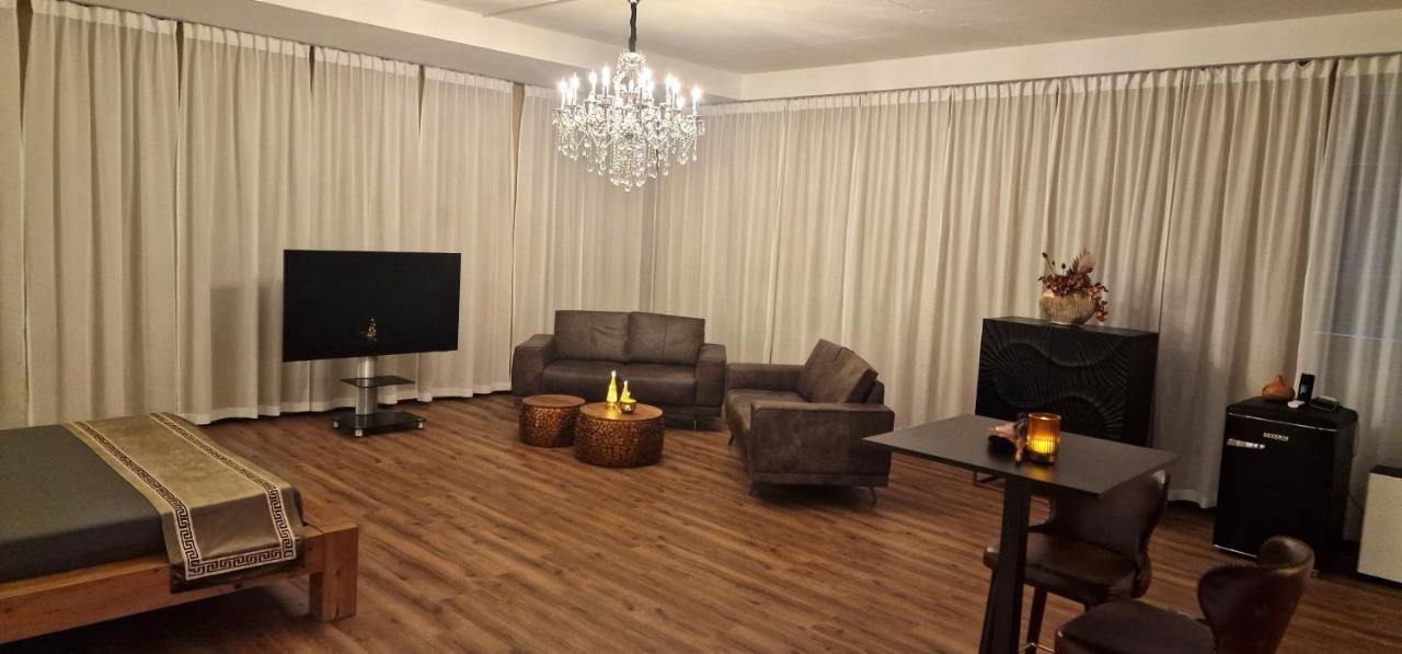 Privat-Spa Mit Whirlpool Und Sauna In Sursee Exterior photo