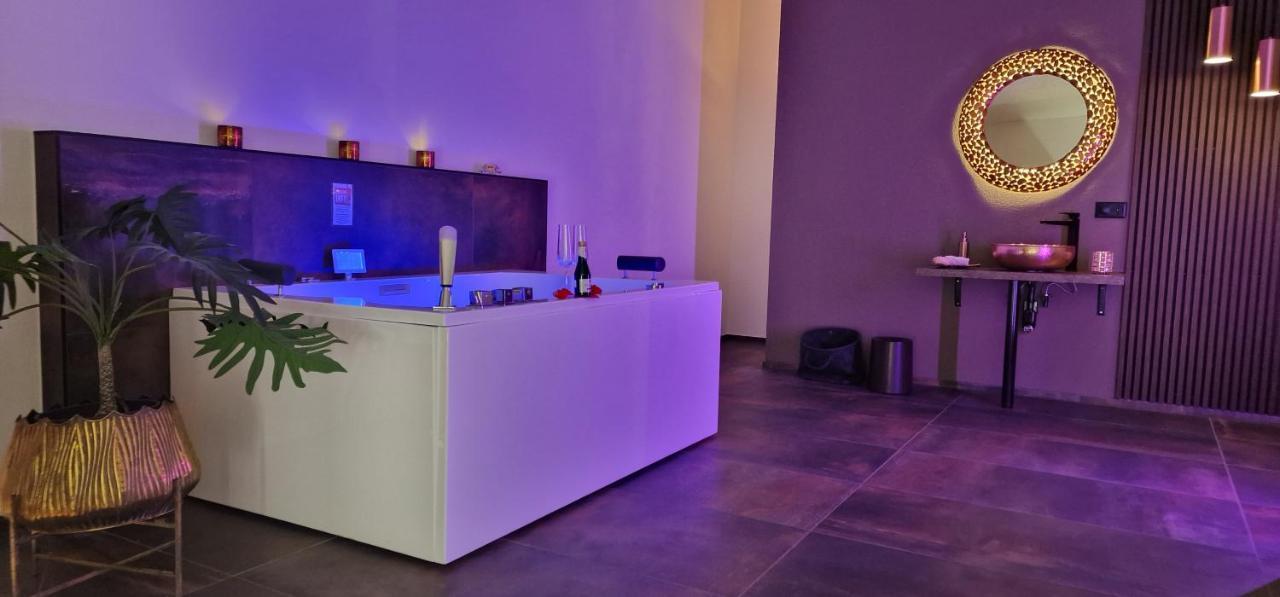 Privat-Spa Mit Whirlpool Und Sauna In Sursee Exterior photo
